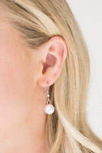 Load image into Gallery viewer, Paparazzi - Uptown Talker - White Necklace