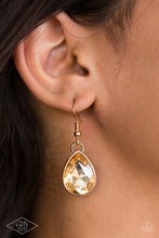 Load image into Gallery viewer, Paparazzi - Show-Stopping Shimmer - Gold Necklace
